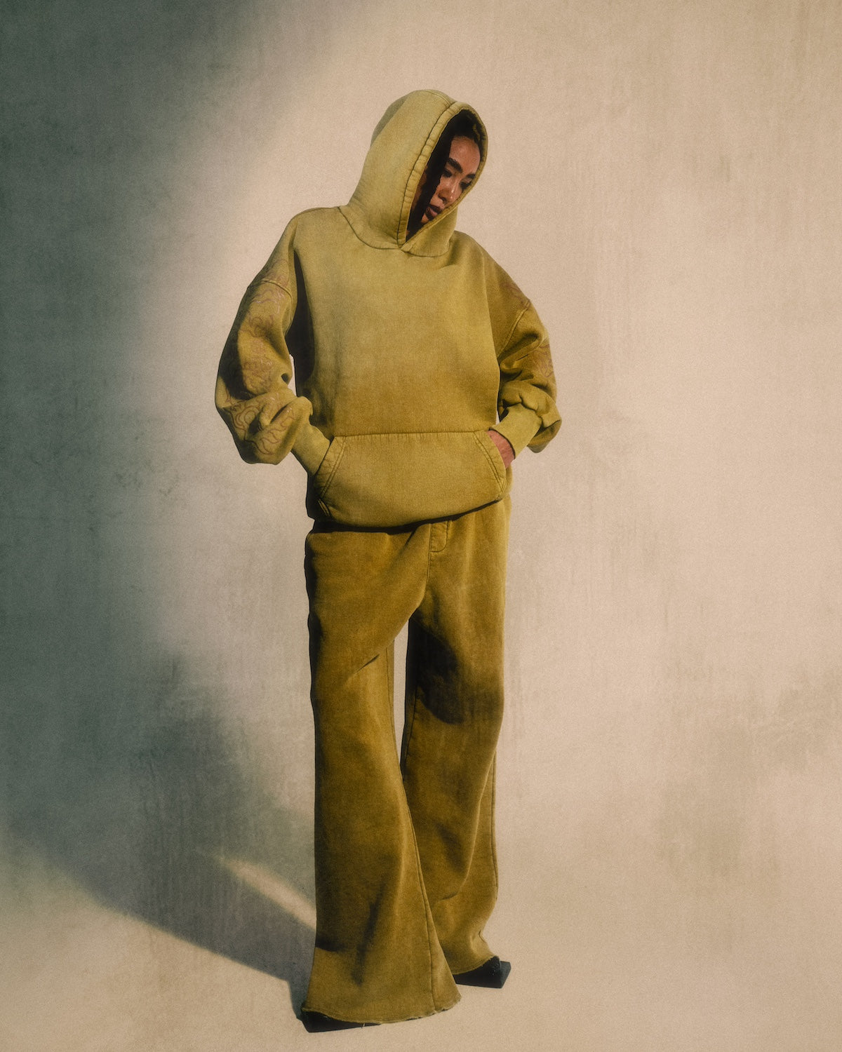 AL CAMILEON STUDIO X BROWN NOSE Stained Yellow Sweatpants